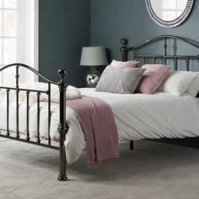 black oval top metal bed 
