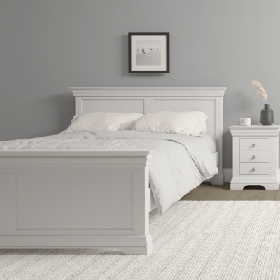 Brandon wooden bed white 