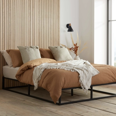 platform bed 