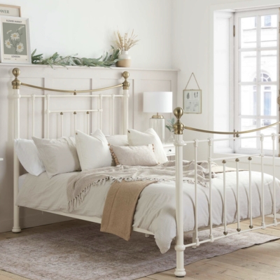 rectangal metal bed Cream 